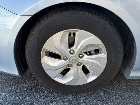 Used 2013 Hyundai Sonata Hybrid image 22