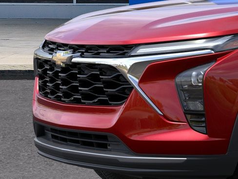New 2026 Chevrolet Trax LT w/ Driver Confidence Package FWD image 37