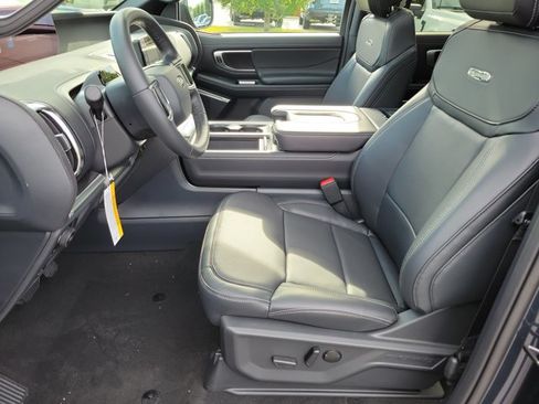 New 2026 Ford Expedition Platinum w/ Stealth Appearance Package AWD/4WD image 20