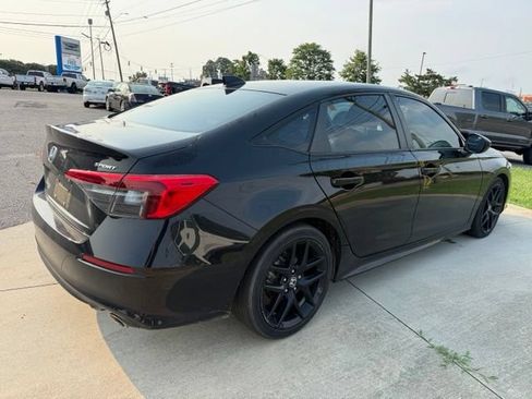 Used 2024 Honda Civic Sport image 10
