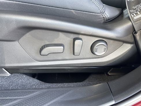 New 2026 Subaru Outback Premium image 13