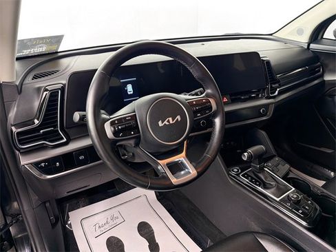 Used 2023 Kia Sportage EX image 9