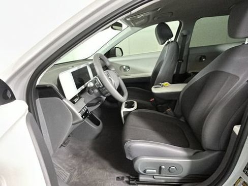 Used 2024 Hyundai Ioniq 5 SEL RWD image 11