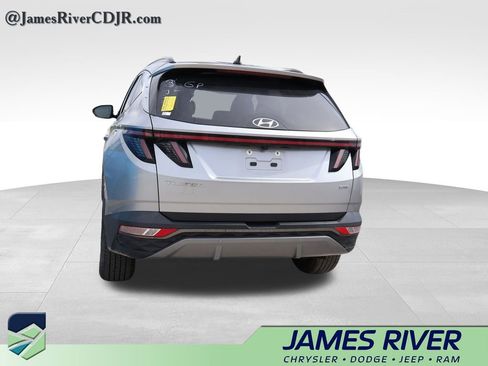 Used 2024 Hyundai Tucson Limited AWD/4WD image 12
