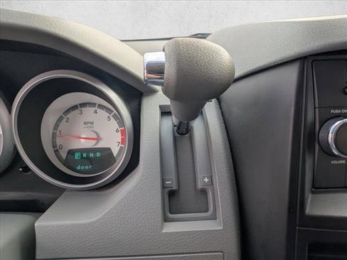 Used 2009 Dodge Grand Caravan SE image 11