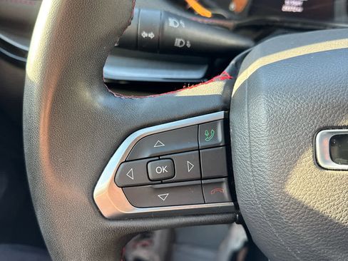 Used 2023 Jeep Compass Trailhawk image 18