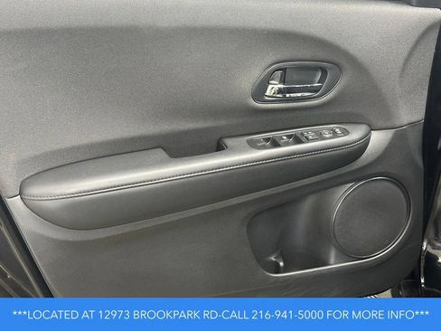 Used 2022 Honda HR-V LX image 7