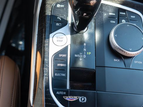 Used 2022 BMW 330e xDrive w/ M Sport Package image 38