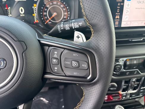 New 2025 Jeep Wrangler Unlimited Rubicon 392 image 25