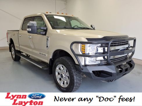 Certified 2018 Ford F250 Lariat w/ Chrome Package image 1