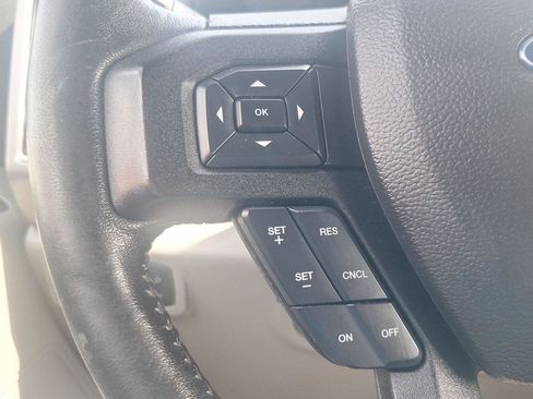 Used 2018 Ford F150 XLT w/ Equipment Group 302A Luxury AWD/4WD image 23