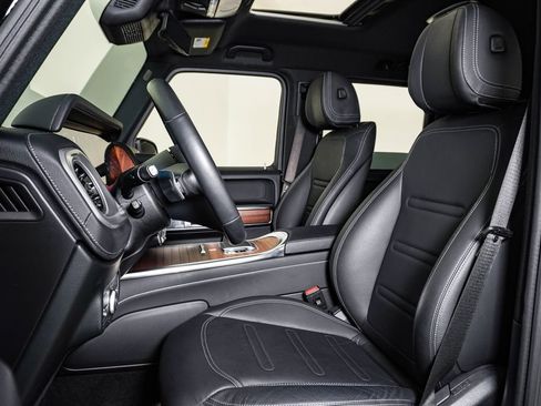 Used 2025 Mercedes-Benz G 550 image 19