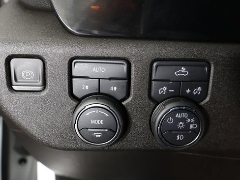 Used 2024 Chevrolet Silverado 1500 RST w/ Max Trailering Package AWD/4WD image 37