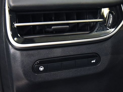 Used 2023 INFINITI QX60 Luxe AWD/4WD image 18