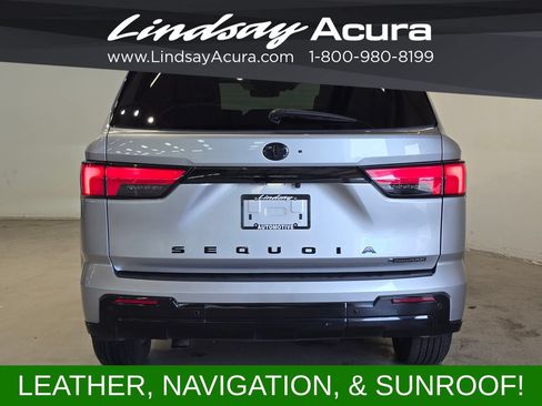 Used 2025 Toyota Sequoia Platinum AWD/4WD image 6