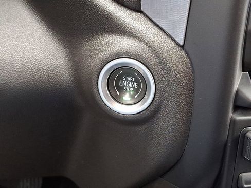 Used 2020 GMC Sierra 1500 SLT w/ SLT Premium Package image 23