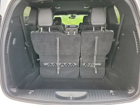 Used 2026 Chrysler Pacifica Select FWD image 18