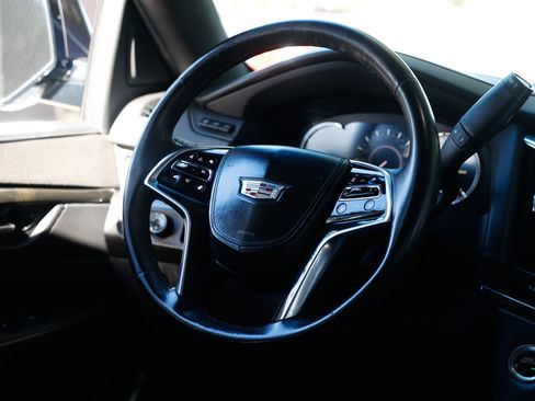 Used 2017 Cadillac Escalade ESV Platinum image 35