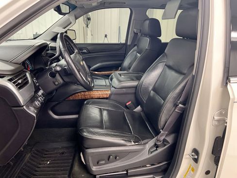 Used 2015 Chevrolet Tahoe LTZ AWD/4WD image 23