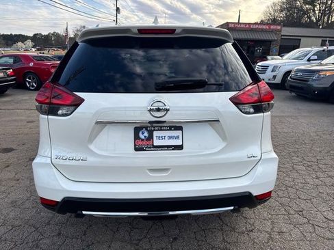 Used 2018 Nissan Rogue SL image 8