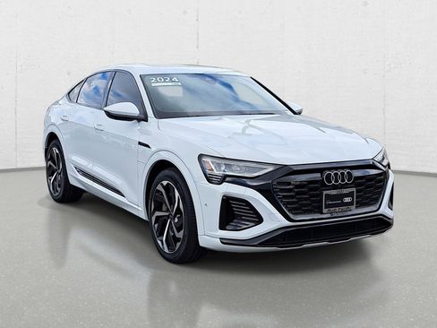 Used 2024 Audi Q8 e-tron Premium Plus w/ Premium Plus Package AWD/4WD image 3
