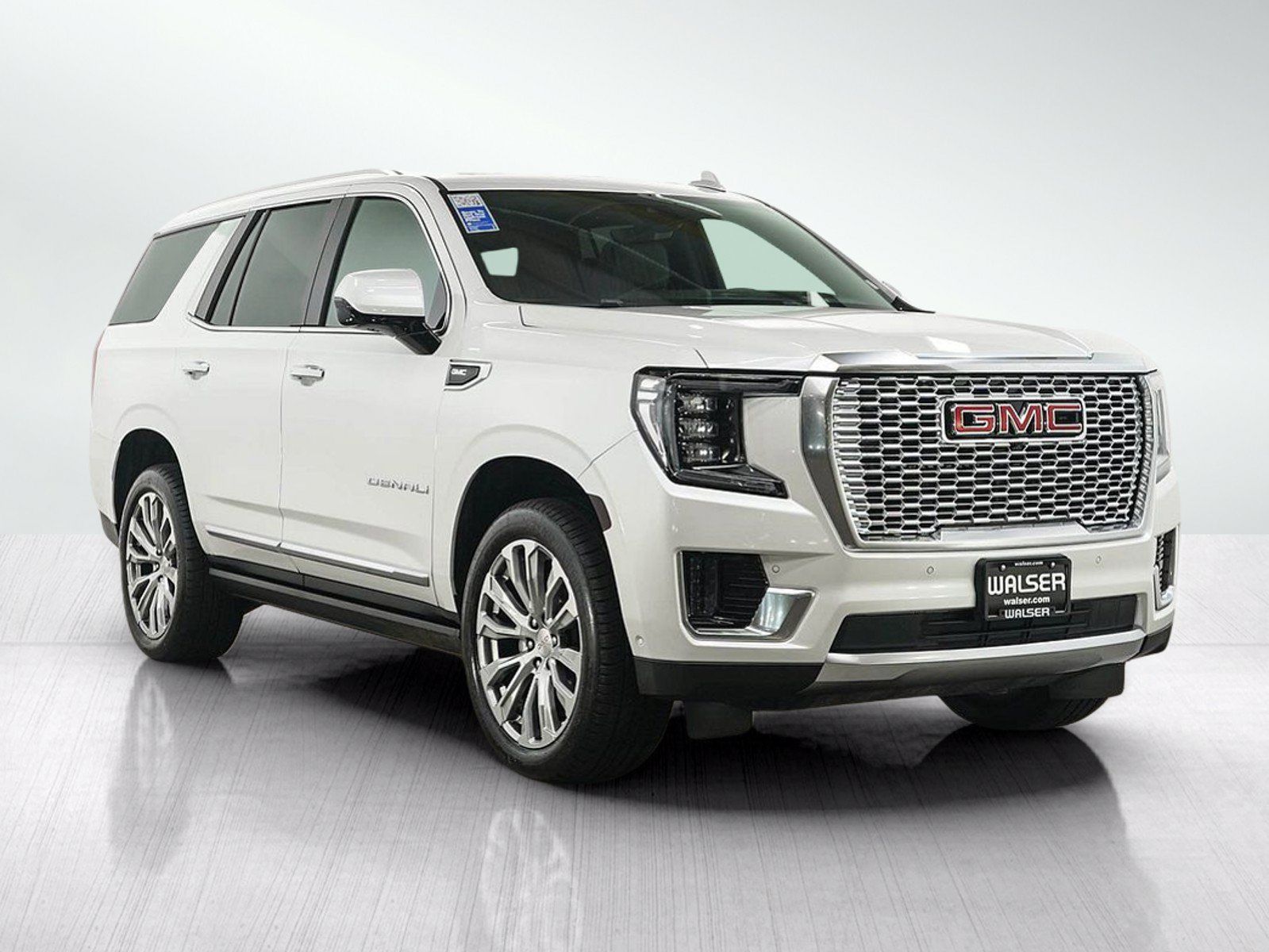 Used 2024 GMC Yukon Denali w/ Denali Reserve Package AWD/4WD image 7