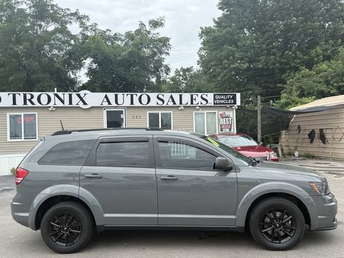 Used 2020 Dodge Journey SE w/ Blacktop Package FWD image 5