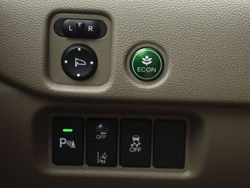 Used 2021 Honda Pilot Touring image 24