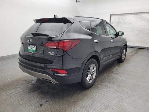 Used 2017 Hyundai Santa Fe Sport image 7