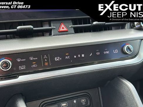Used 2023 Kia Sportage SX image 19
