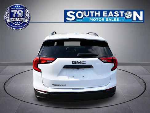 Used 2020 GMC Terrain SLT w/ Preferred Package FWD image 4