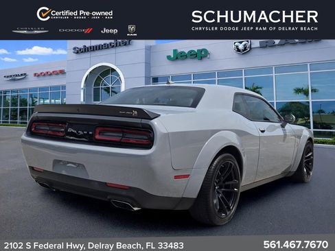 Certified 2022 Dodge Challenger R/T Scat Pack RWD image 7