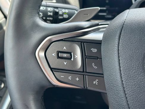 Used 2025 Lexus GX 550 w/ Accessory Package (2T) AWD/4WD image 45