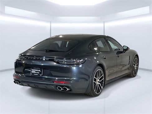 Used 2023 Porsche Panamera 4 Platinum Edition image 7