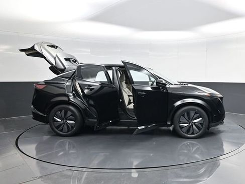 Used 2023 Nissan Ariya FWD image 47