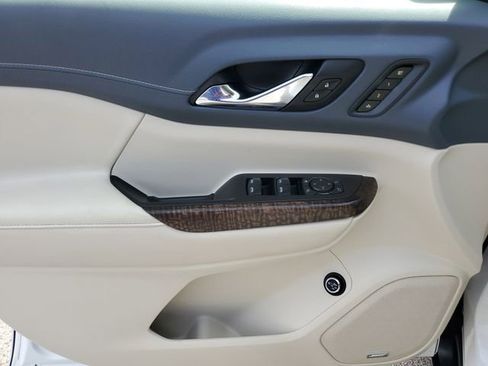 Used 2020 GMC Acadia Denali w/ LPO, Floor Liner Package FWD image 16