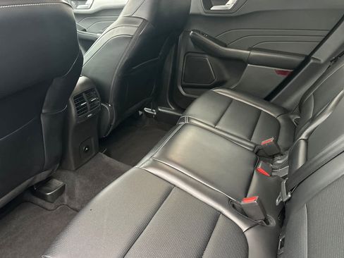 Certified 2025 Ford Escape Platinum image 4