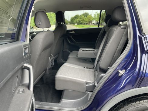 Used 2021 Volkswagen Tiguan S FWD image 28