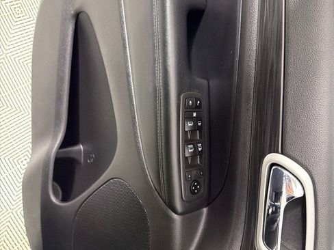 Used 2021 Jeep Grand Cherokee Laredo X AWD/4WD image 10