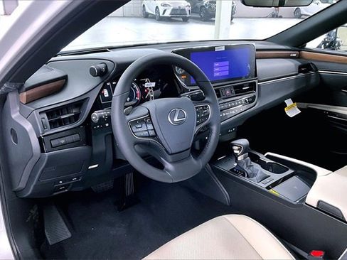 New 2025 Lexus ES 350 350 image 6