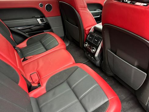 Used 2021 Land Rover Range Rover Sport HST image 30