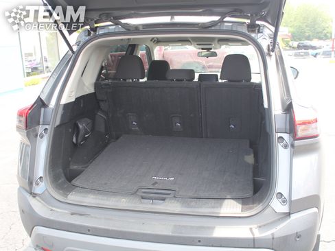 Used 2023 Nissan Rogue S AWD/4WD image 28