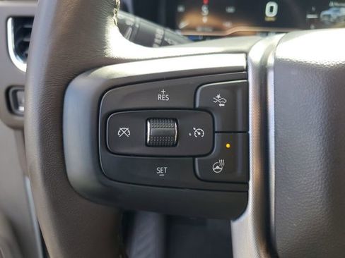 Used 2022 GMC Yukon SLT w/ SLT Premium Package image 12