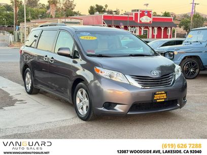 Used 2017 Toyota Sienna LE