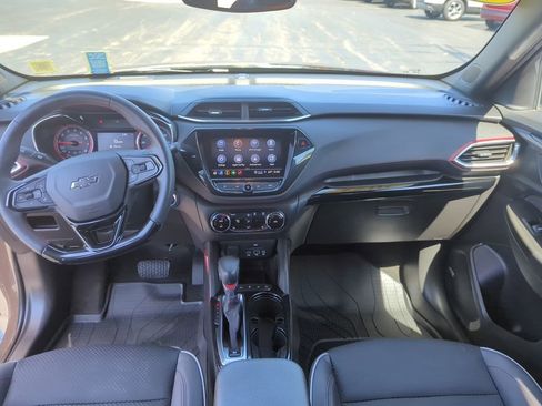 Certified 2022 Chevrolet TrailBlazer RS w/ Technology Package AWD/4WD image 22