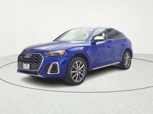 Used 2022 Audi SQ5 Premium w/ Convenience Package image 3