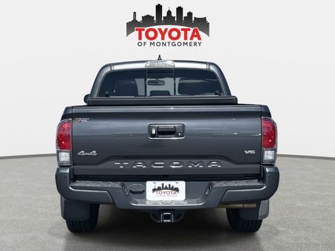 Used 2017 Toyota Tacoma Limited w/ Tow Package image 4