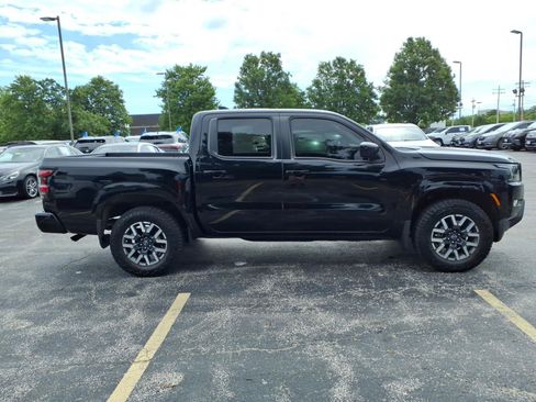 Used 2022 Nissan Frontier SV AWD/4WD image 28