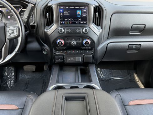 Used 2021 GMC Sierra 1500 AT4 w/ AT4 Value Package image 27