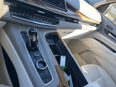 Used 2023 Cadillac Escalade Sport Platinum image 37